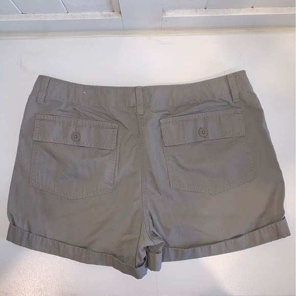 LOFT - Cargo Shorts - Picture 3 of 4